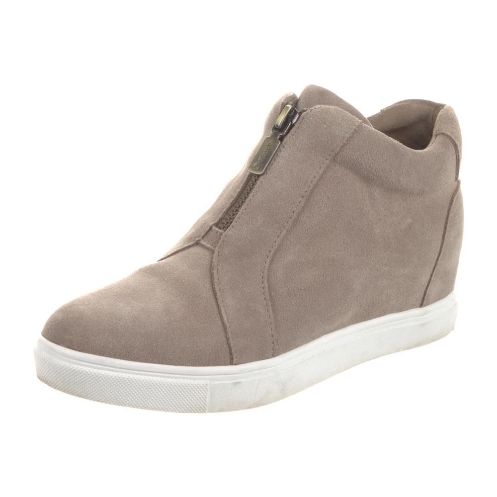 NWT Blondo Glenda Sneaker
